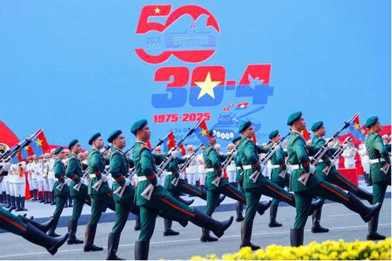 z7702700558109-ac715dd81d6f737d96d54ee81caa420a
